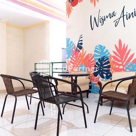Wisma Aini Syariah Mitra Reddoorz バンダールランプン エクステリア 写真