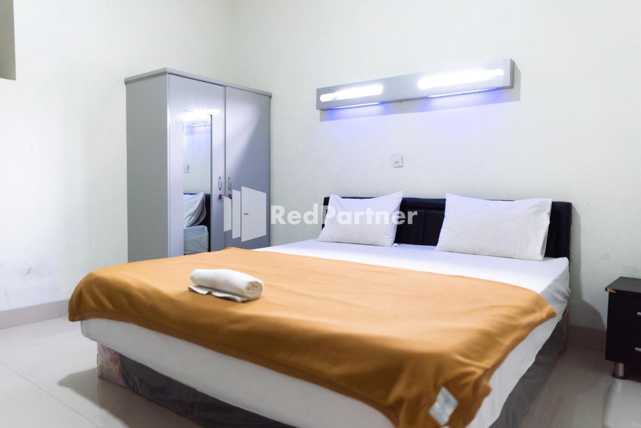 Wisma Aini Syariah Mitra Reddoorz バンダールランプン エクステリア 写真